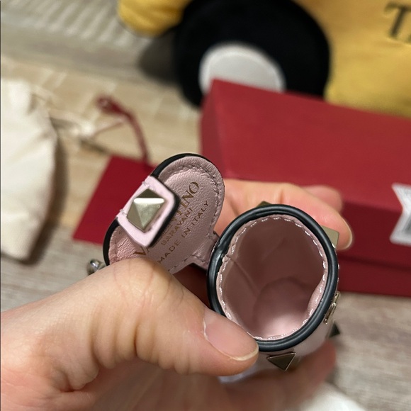 Valentino Garavani - Rockstud Leather Keychain - Picture 6 of 6